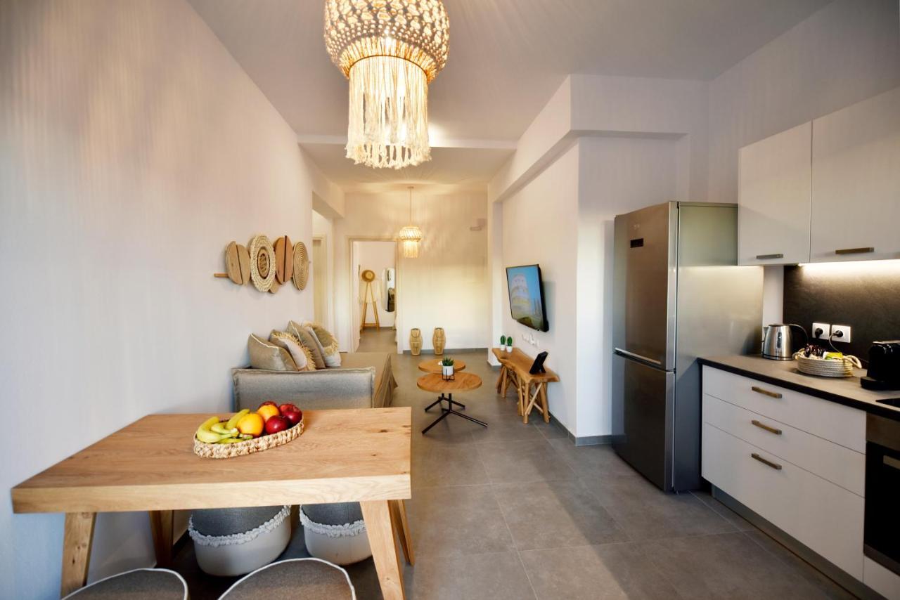 Kryni Deluxe Houses Adamantas  Luaran gambar