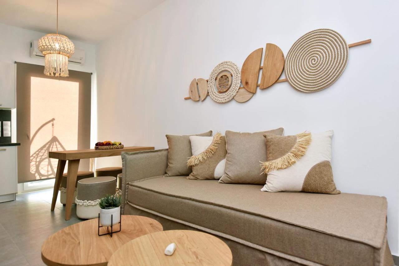 Kryni Deluxe Houses Adamantas  Luaran gambar
