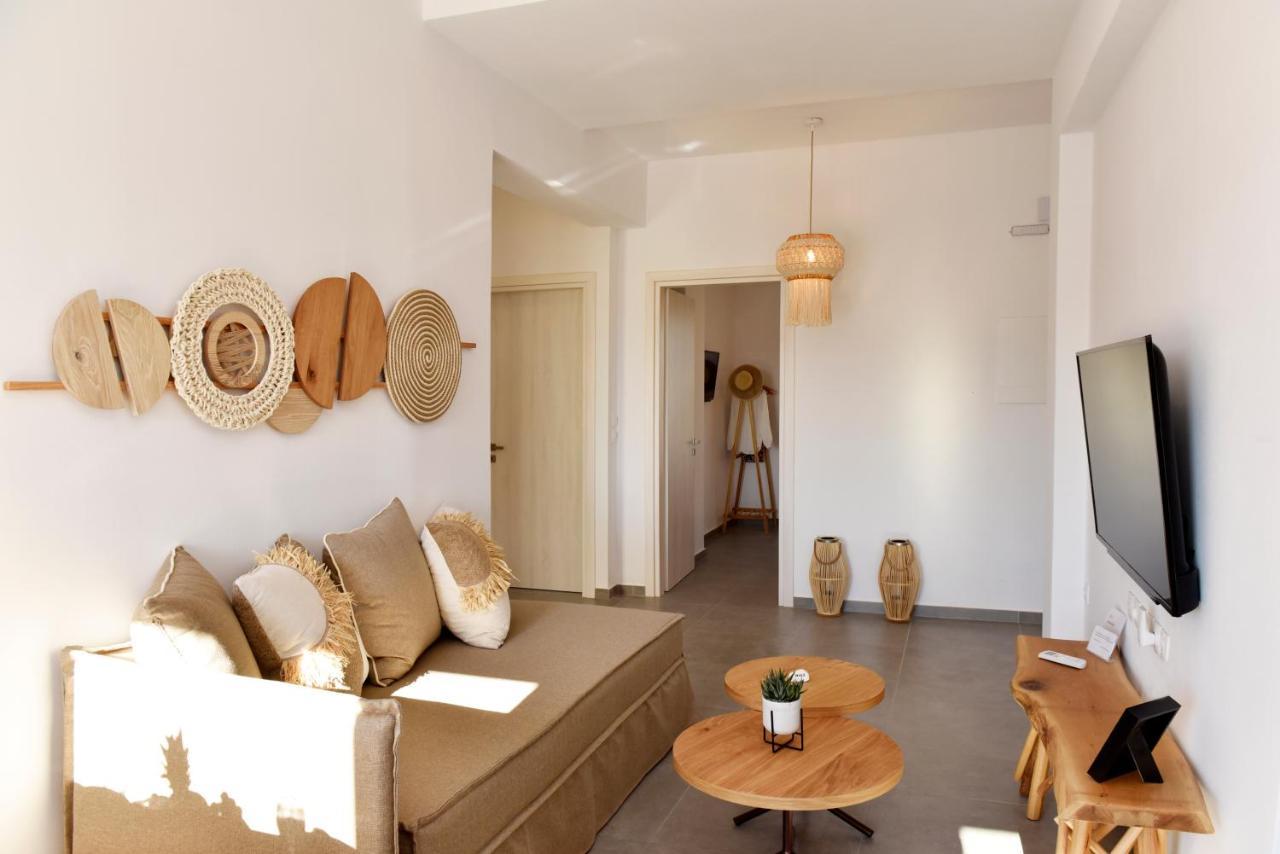 Kryni Deluxe Houses Adamantas  Luaran gambar